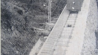 伊勢朝熊登山ケーブルカー